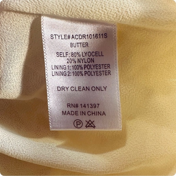 NWT ASTR The Label ‘Carina Open Back Mini Dress’ in “Butter” Yellow Size XS - Picture 16 of 16